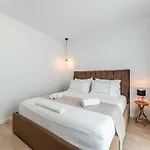 Apartman Seasons