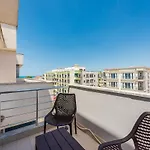 Apartman Seasons Golem