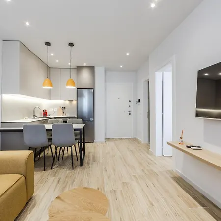 Apartman Seasons *
